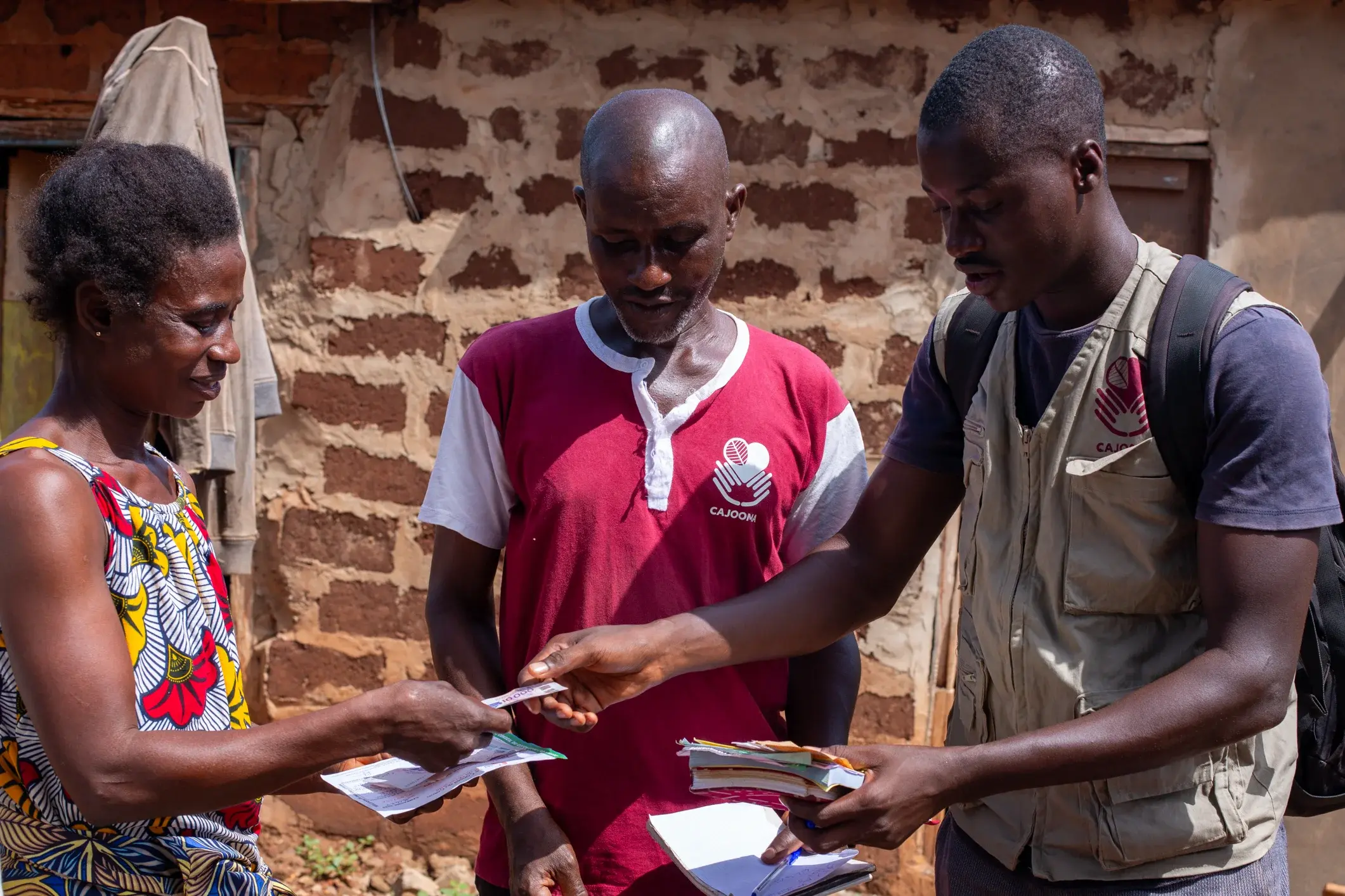 CAJOOMA works directly with farmers across rural villages in West Africa to source and improve raw cashew nut (RCN) quality